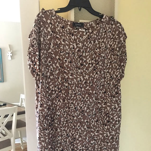 Dress - Picture 1 of 1